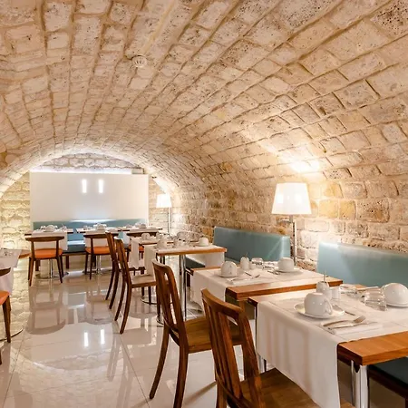 Hotel Jardin De Cluny