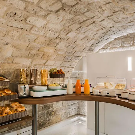 Jardin De Cluny Paris