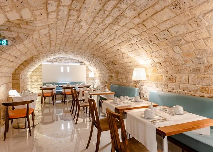 ホテル Jardin De Cluny