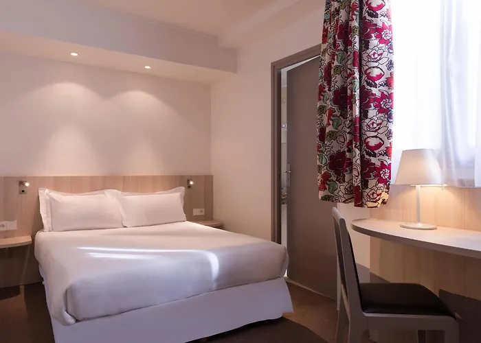 Jardin De Cluny 4* パリ