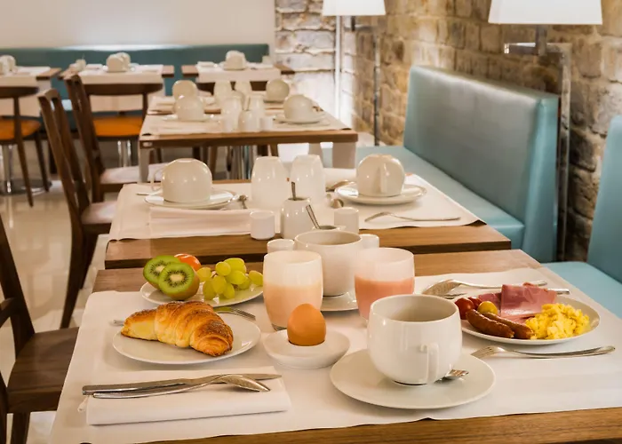 Jardin De Cluny ホテル