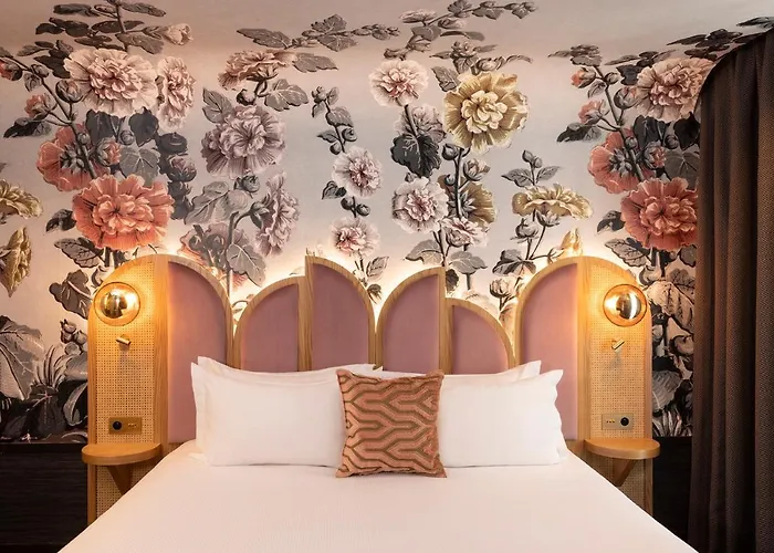 ホテル Jardin De Cluny