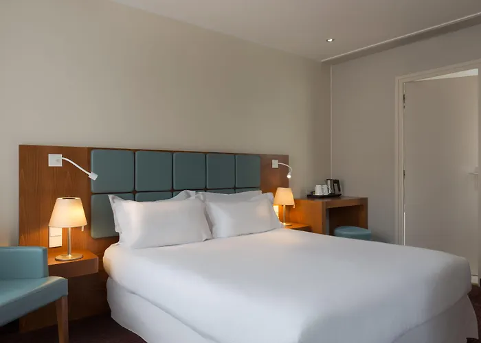 Jardin De Cluny ホテル パリ