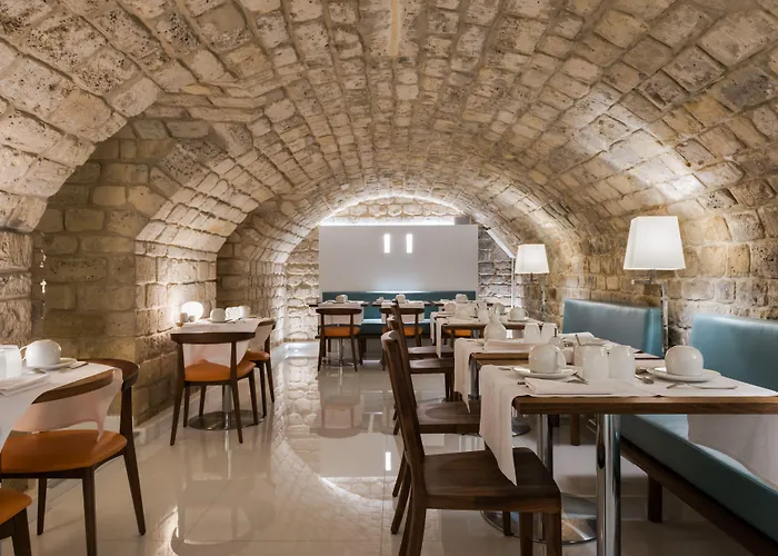 ホテル Jardin De Cluny パリ