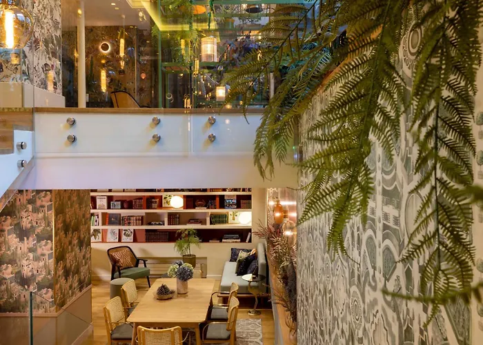 ホテル Jardin De Cluny