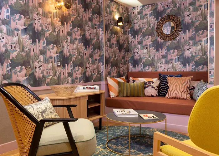 ホテル Jardin De Cluny 4*