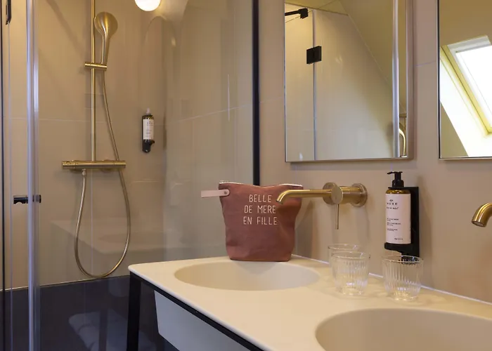 Jardin De Cluny ホテル