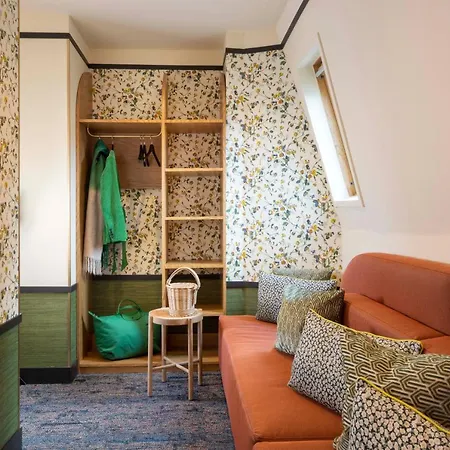 Jardin De Cluny Otel